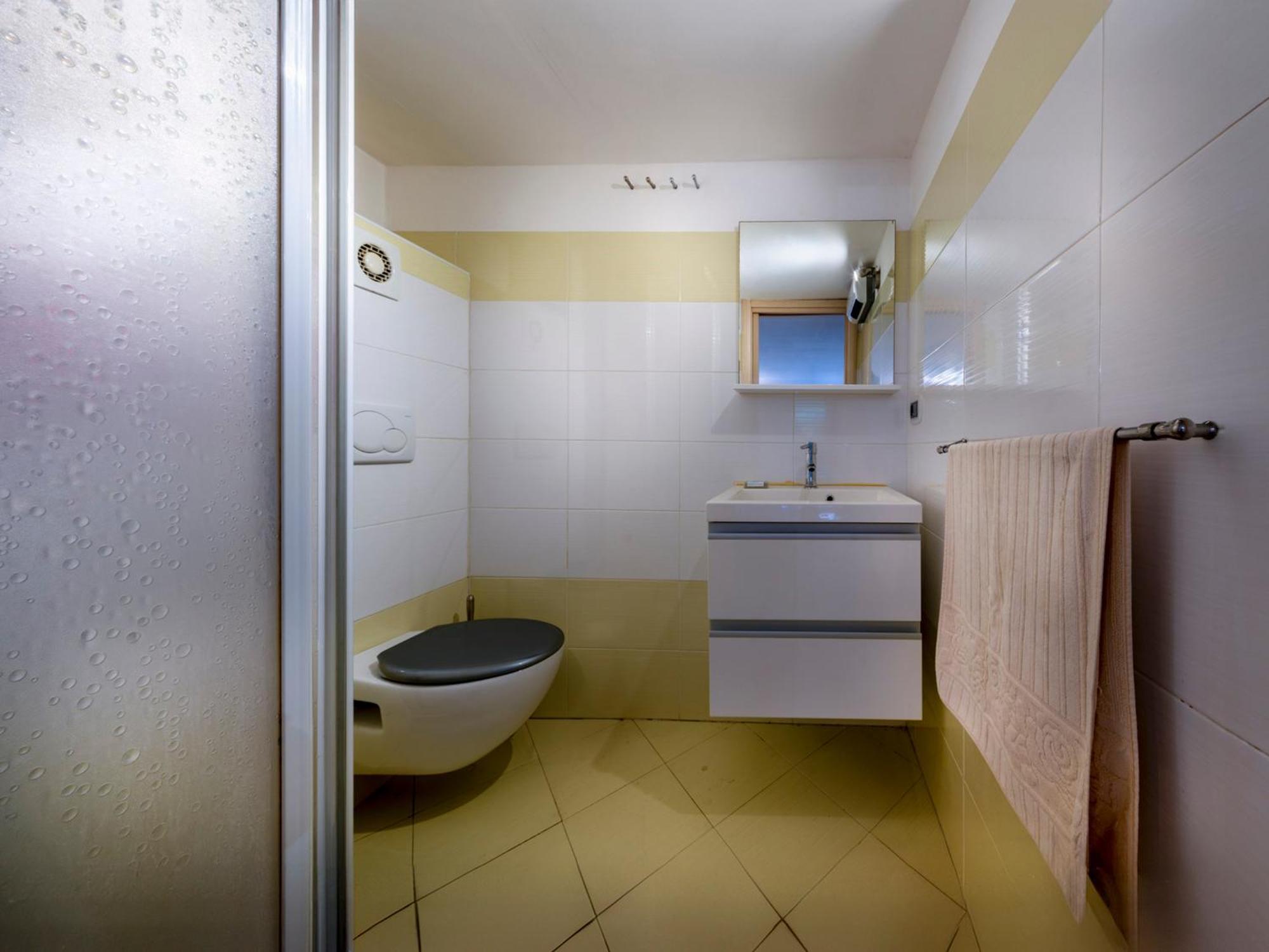 Avec Mezzanine, Proche Et Centre - Fr-1-196-372 Appartement Menton